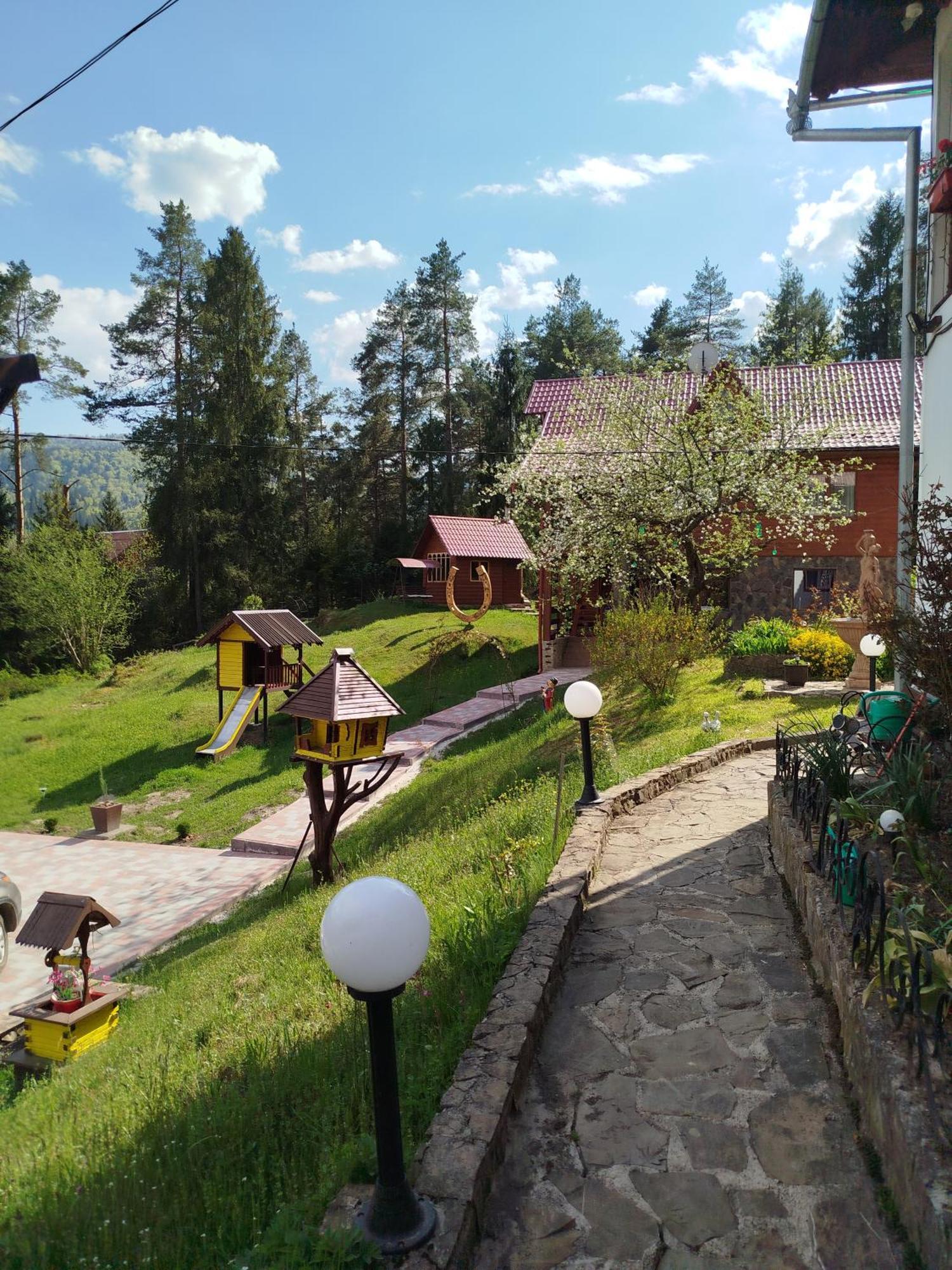 Лісова Казка Villa Iaremcea Exterior foto